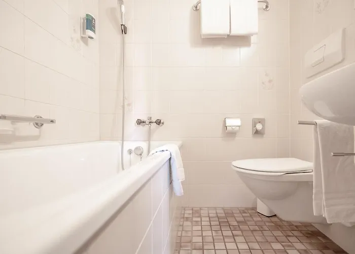 ホテル Alte Post By Mountain 2*